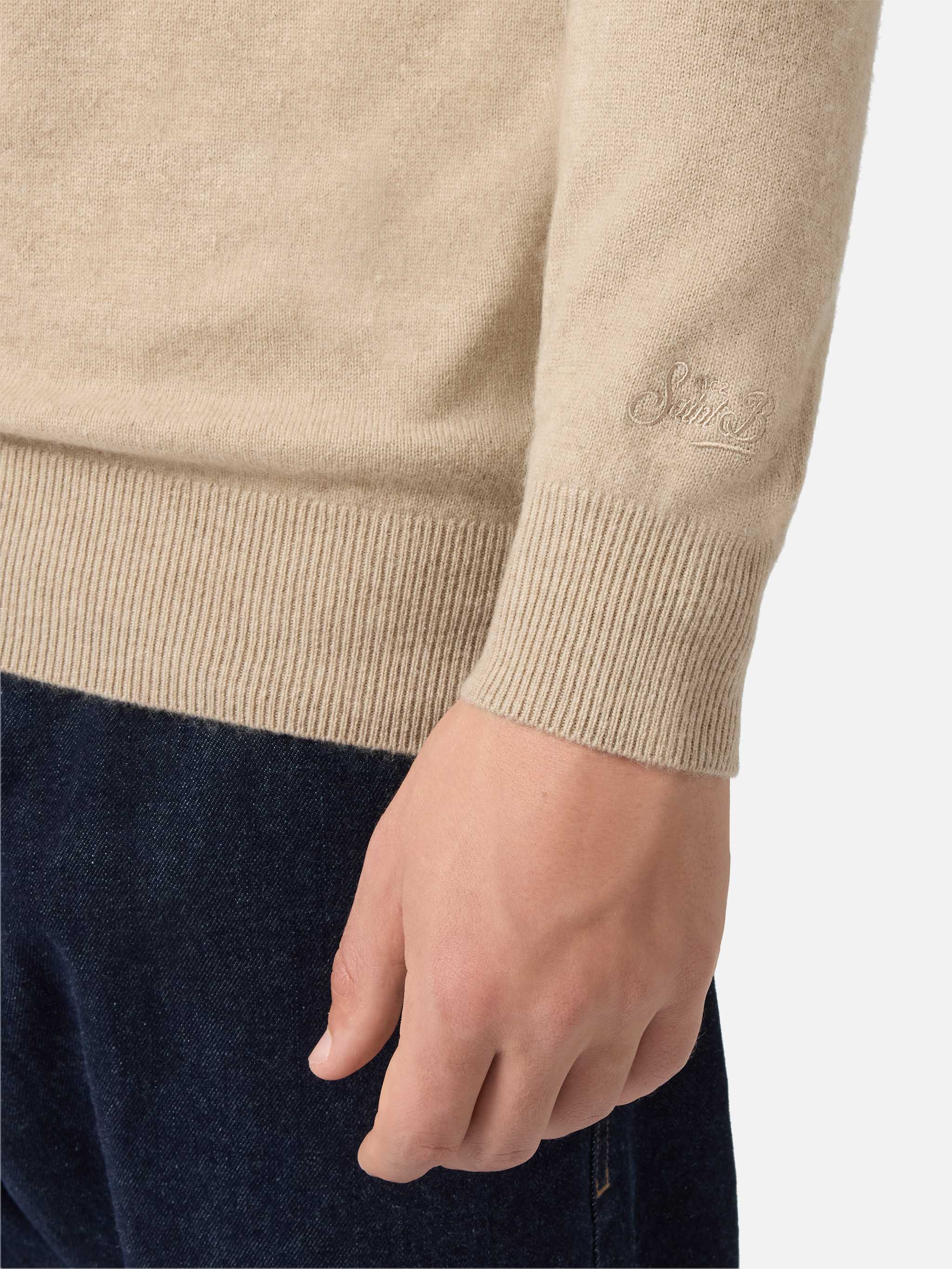 Covent cashmere knit polo in beige - Image 4